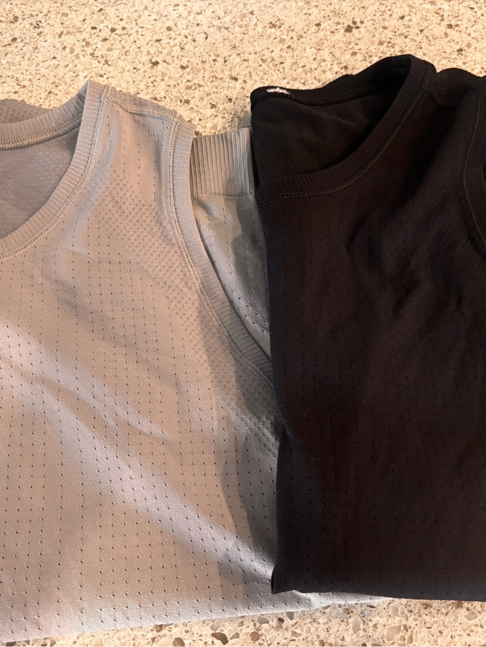 Athleta Motion Seamless Tank Top - Black & Light Gray (m) - Picture 7 of 10